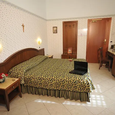 فندق Parco Delle Rose سان جيوفاني روتوندو